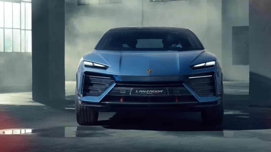 Lamborghini Menyindir Langkah Listrik Ferrari, Pilih Hybrid sebagai Jalan Tengah Paling Realistis