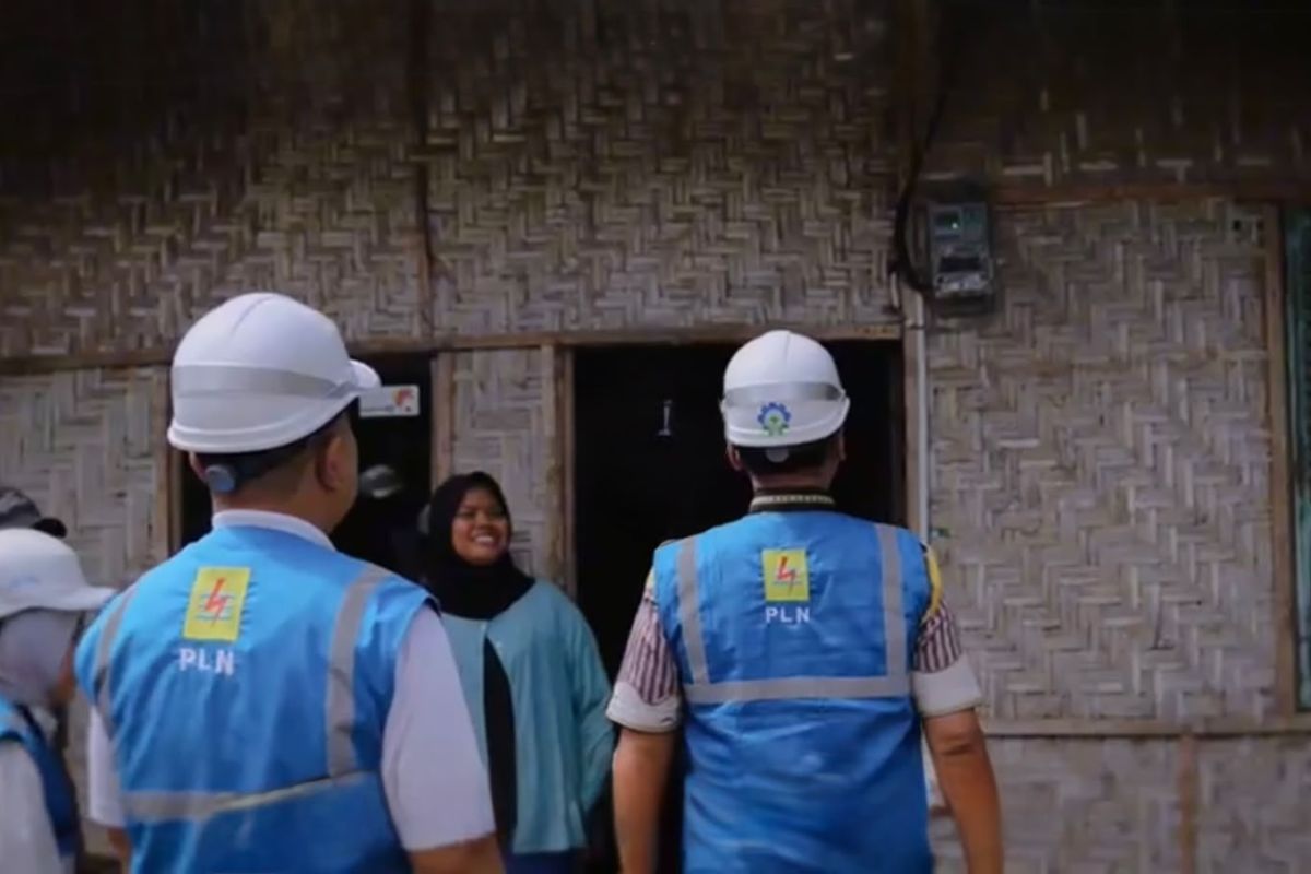PLN Lampung Tuntaskan Program Listrik Gratis untuk 10.830 Rumah Tangga pada 2025