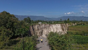 Satgas PRR Fokuskan Mitigasi Bencana Susulan di Tiga Provinsi Sumatera, Sinkhole 85 Meter Jadi Prioritas