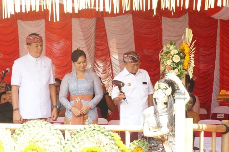 Presiden Prabowo Tak Hadir di Pembukaan PKB, Gubernur Koster Buka Langsung