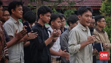 Eks Ketua BEM UGM Tiyo Temukan Dua Alat Pelacak di Mobil, Polisi DIY Tunggu Laporan Resmi