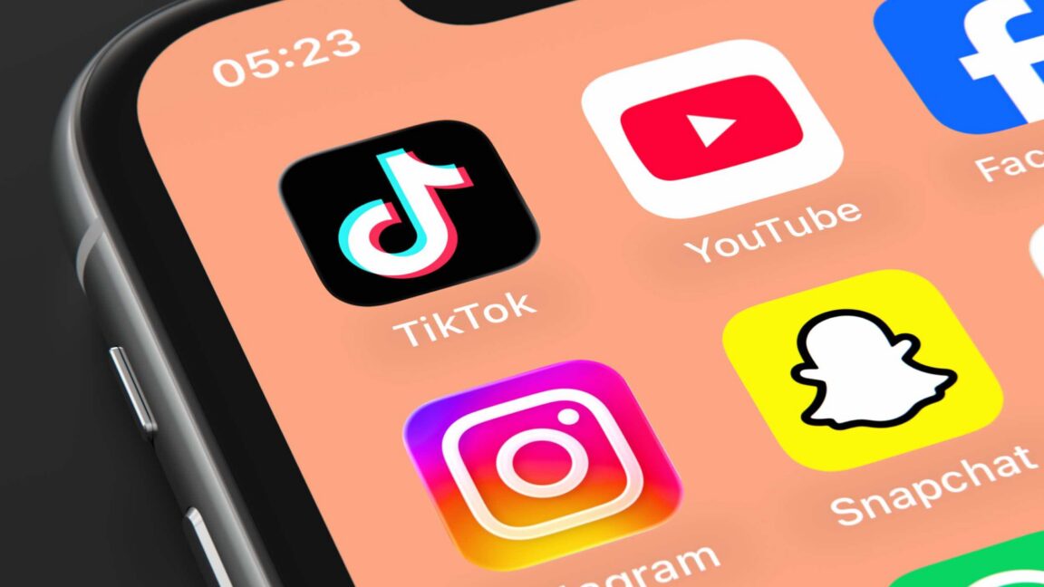 Inggris Larang Media Sosial untuk Anak di Bawah 16 Tahun, Termasuk Batasi Live Streaming dan Kontak Orang Asing