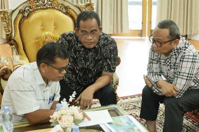 Bupati HSU dan Tabalong Rapat Bahas Sodetan Sungai untuk Atasi Banjir Lintas Wilayah
