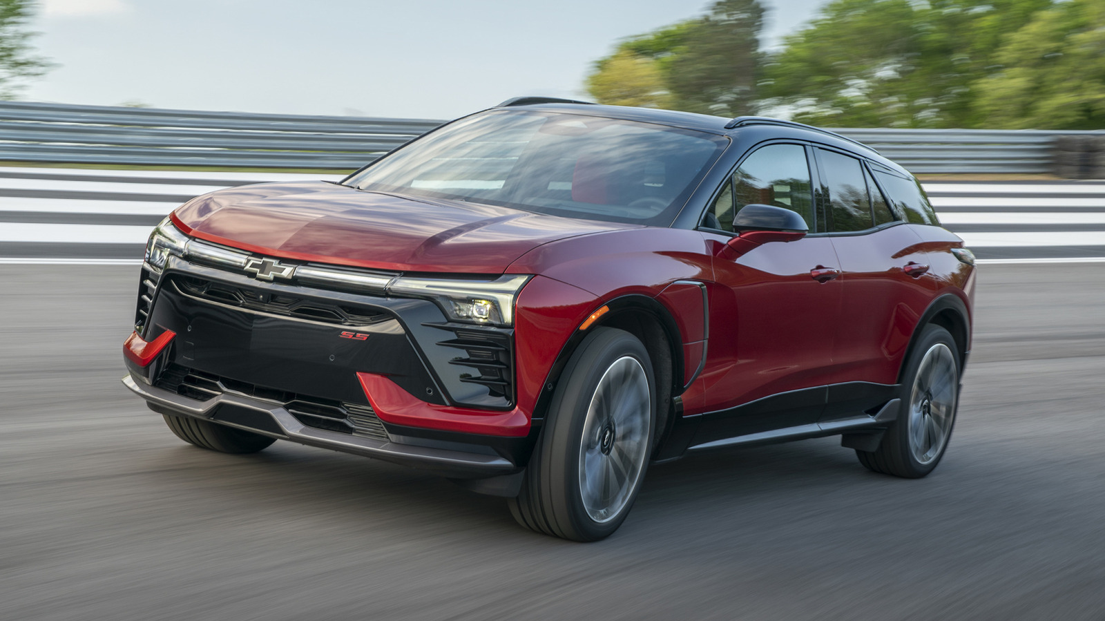 Honda CR-V dan Subaru Crosstrek Paling Tahan Nilai, Lexus RZ dan Chevrolet Blazer EV Anjlok Drastis