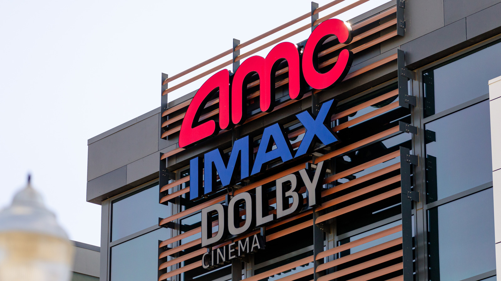 Dolby Cinema vs IMAX: Bukan Cuma Layar Besar, Ini Bedanya Buat Nonton Bioskop