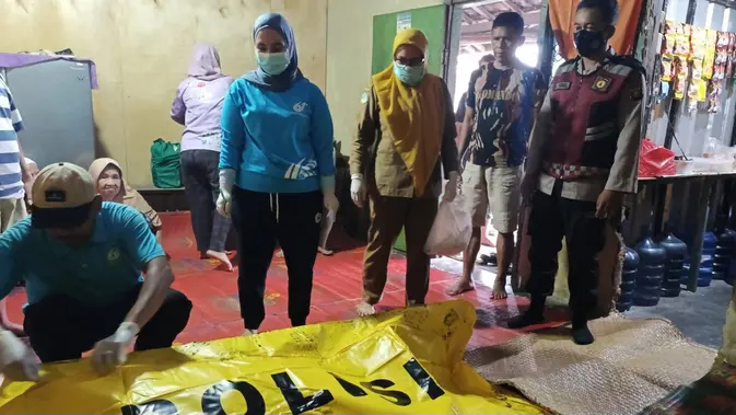 Pria dengan Riwayat Gangguan Jiwa Tewas Terpanggang Saat Rumahnya Terbakar di Way Kanan