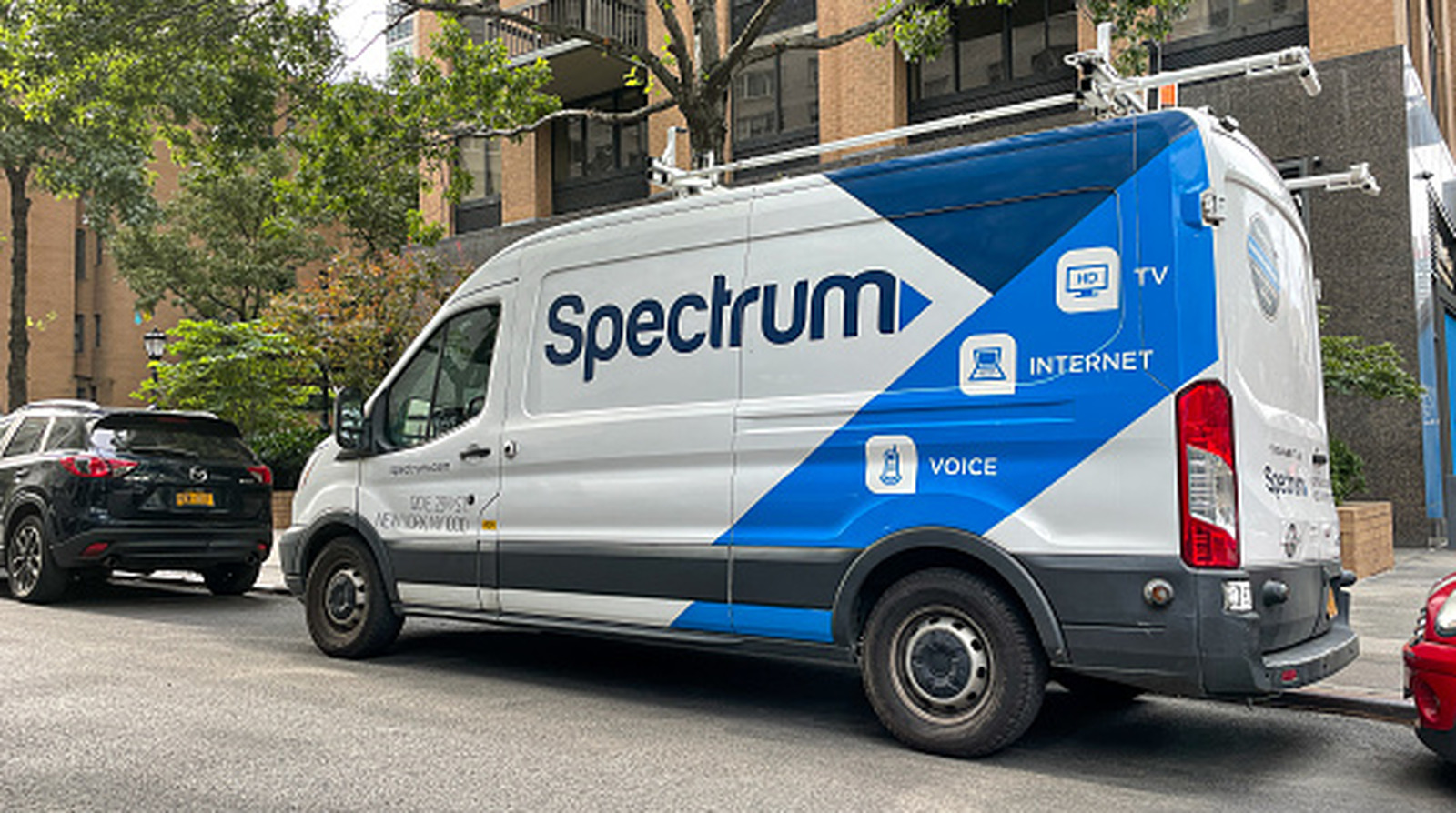 Pelanggan Beramai-Ramai Tinggalkan Spectrum, Layanan Internet Kabel Makin Ditinggalkan di Tengah Ketatnya Persaingan Broadband