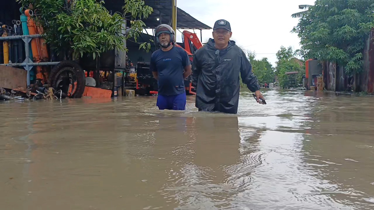Hujan Deras Sejak Siang, Delapan Kawasan di Samarinda Terendam Banjir hingga Satu Meter