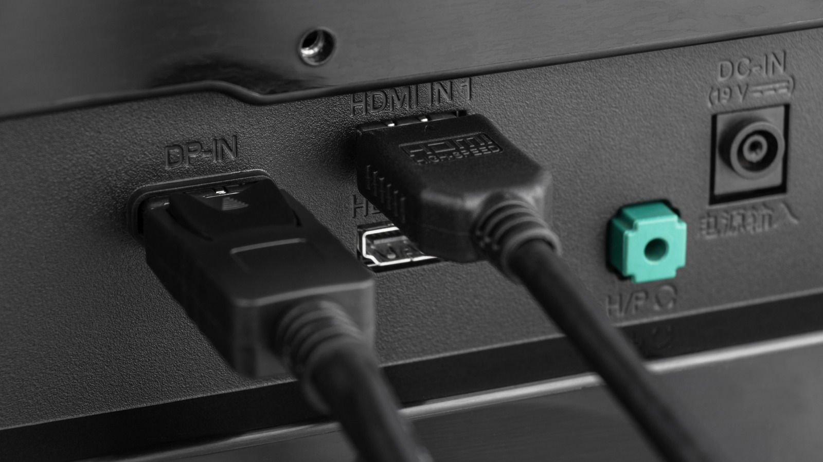 Smart TV Tetap Pakai HDMI Meski DisplayPort Lebih Unggul, Ini Alasannya