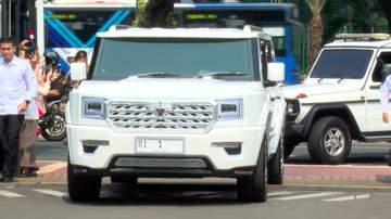 Prabowo Beberkan Alasan Pakai Maung di Dalam Negeri, Tapi di Luar Sering Naik Mercedes-Maybach