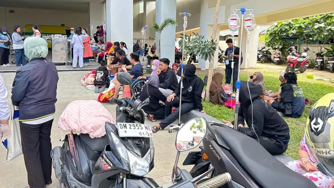 Gempa M 6,7 Guncang Palu, Plafon Kantor Bupati Sigi dan Auditorium Untad Roboh