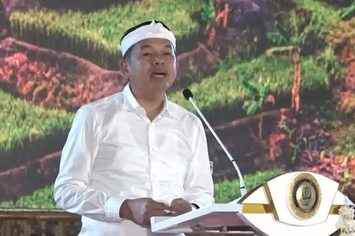 Gubernur Jabar Dedi Mulyadi Akui Sekolah Negeri Belum Mampu Tampung 444.000 Siswa, 77.000 Terancam Tak Dapat Bangku