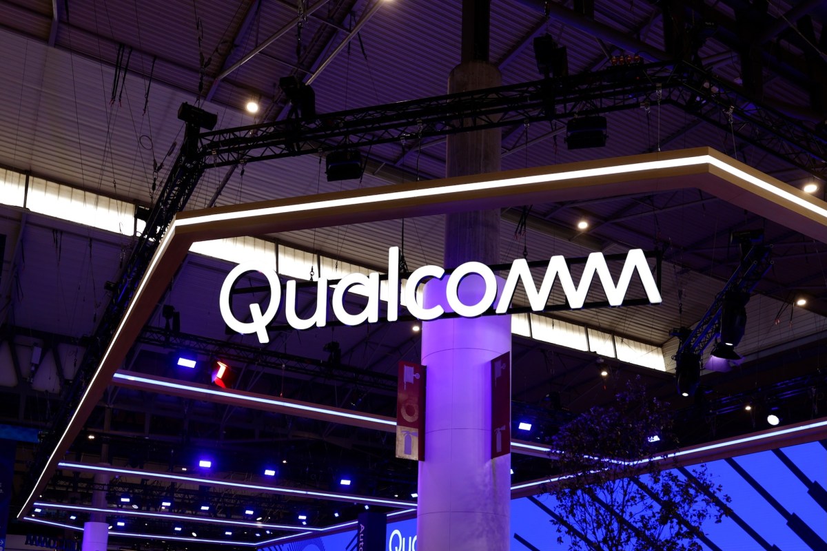 Qualcomm Siapkan Chip untuk Perangkat AI Wearable, Target Gantikan Ponsel Pintar
