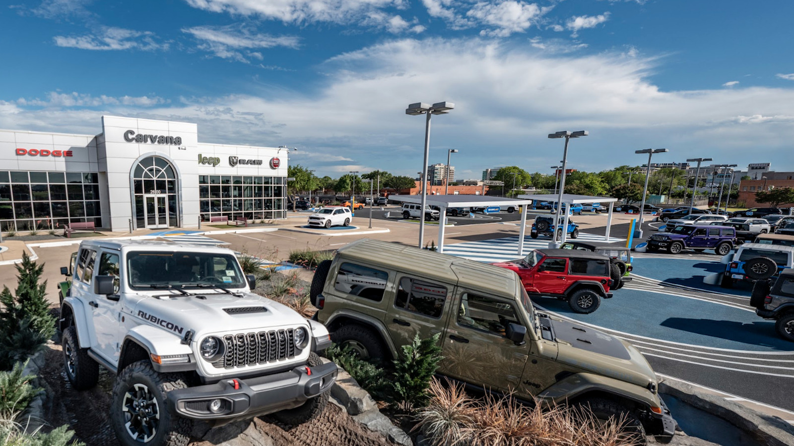 Carvana Ubah Dealer Mobil Bekas Jadi Pusat Test Drive Tanpa Tekanan Sales, Ekspansi Nasional AS Dimulai