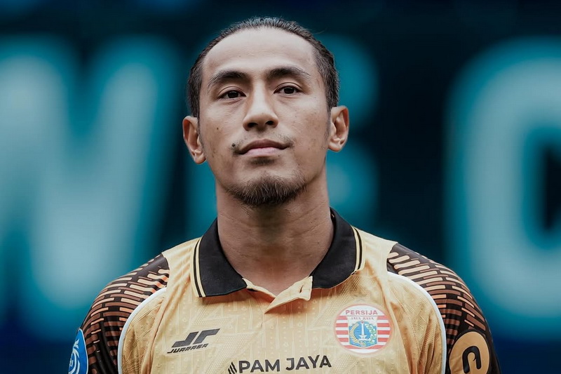 Persija Jakarta Resmi Berpisah dengan Hanif Sjahbandi, Kontrak Diakhiri Lewat Mutual Termination di Tengah Musim