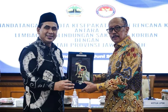 Pemprov Jateng dan LPSK Teken MoU Perlindungan Saksi Korban, Gus Yasin: Negara Hadir Tanpa Pilih-pilih