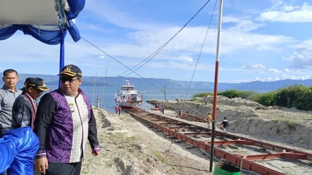 Bupati Samosir Resmikan Docking Kapal Pertama di Danau Toba, Milik CV Muara Putih Satu di Nainggolan