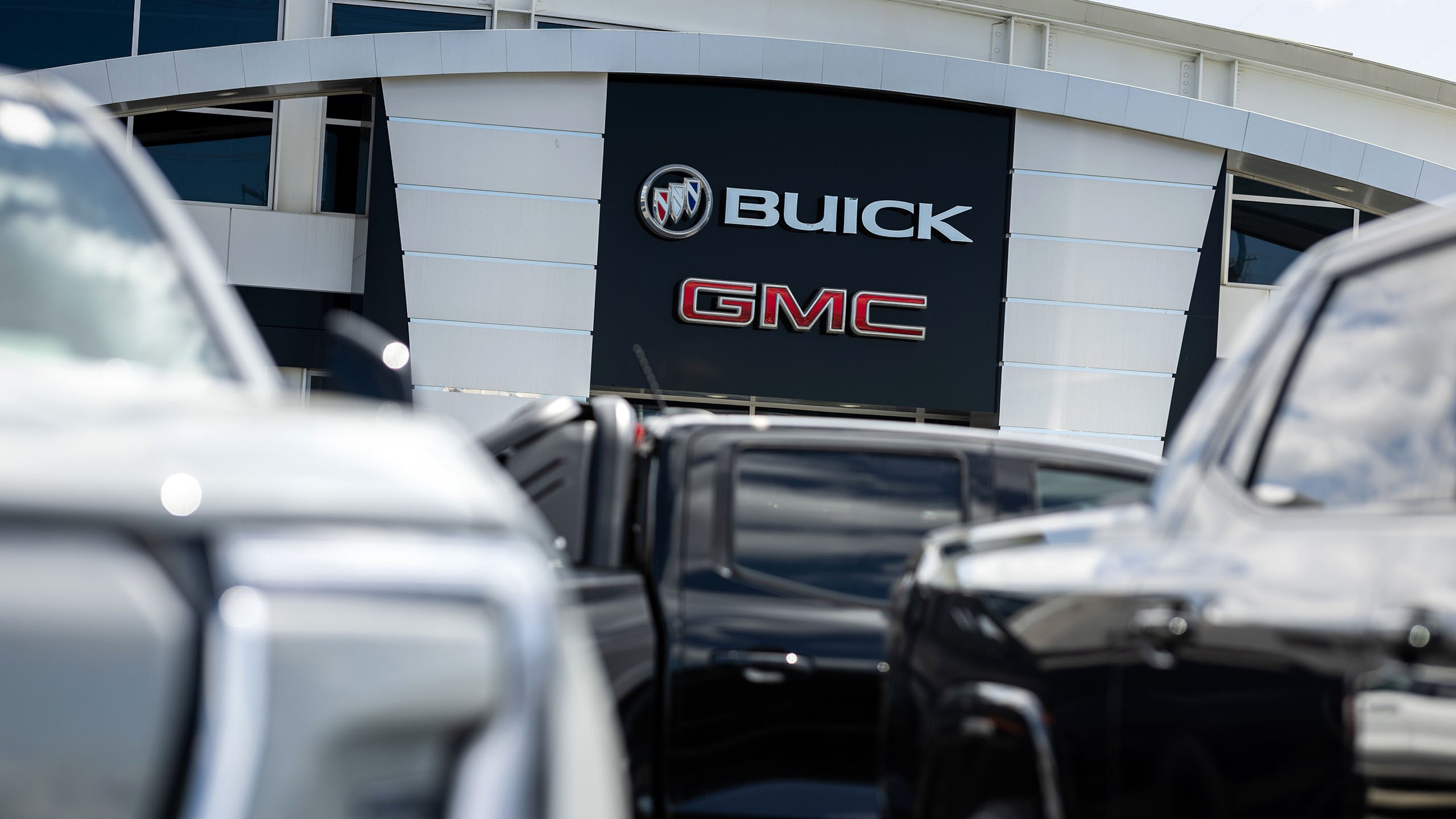 Dealer GMC di New York Gugat General Motors Rp 240 Miliar Akibat Jatah Mobil Terus Dipangkas