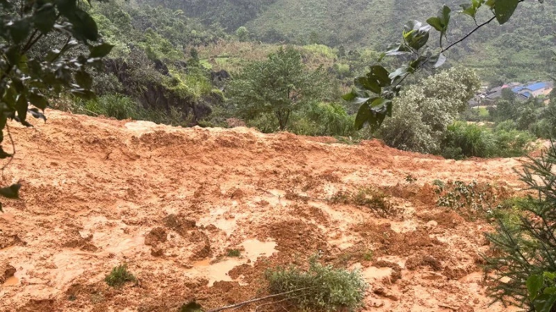 Peringatan Hujan Lebat di Vietnam Utara dan Selatan, Ancaman Banjir Bandang dan Longsor Masih Berlangsung