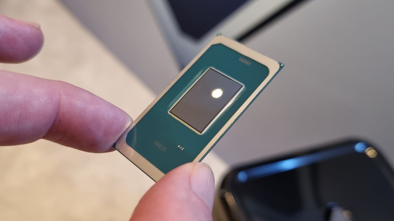 Intel Umumkan Proses Fabrikasi 18A-P Siap Produksi Terbatas, Janjikan Kenaikan Kinerja CPU 9% Tanpa Tambah Daya