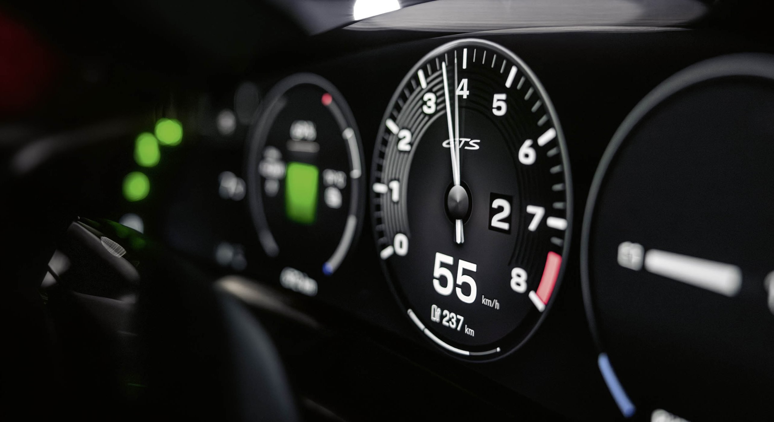 Porsche Taycan 2027 Resmi Dapatkan Gir Palsu dan Suara Mesin Virtual, Ide dari Hyundai