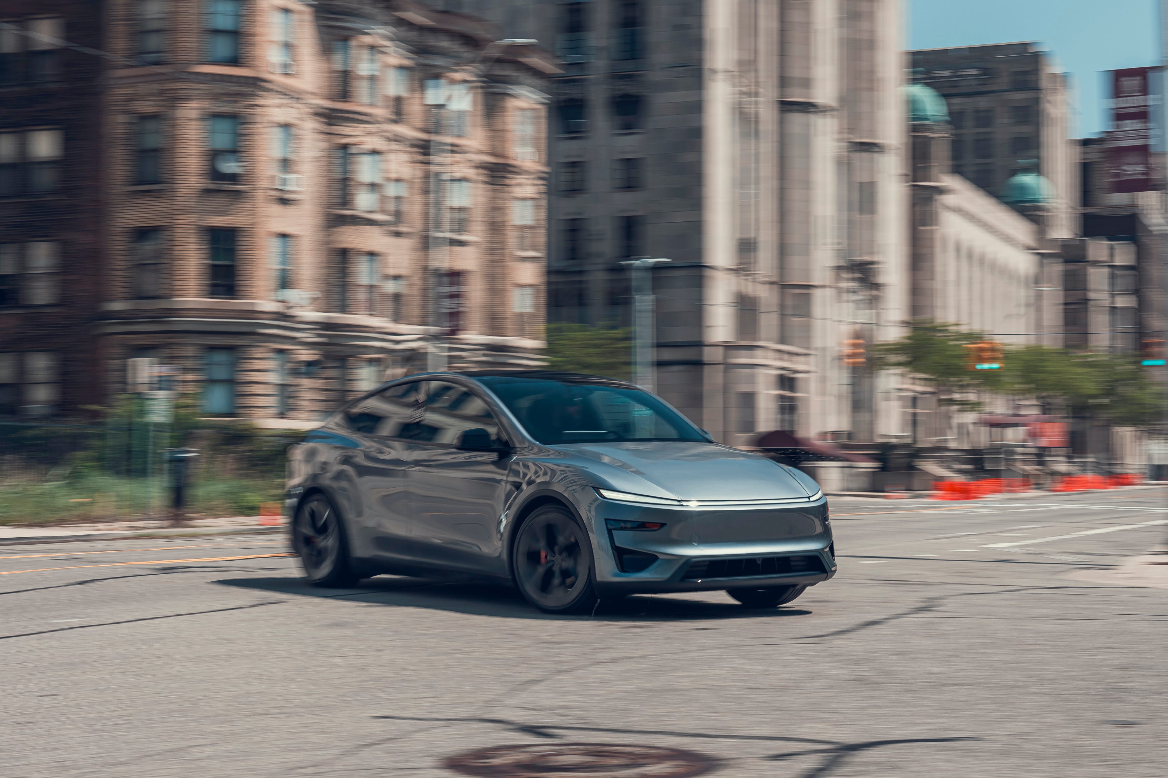 Test Drive Tesla Model Y Performance 2026: Lebih Nyaman Sehari-hari, Tak Lagi Gila di Sirkuit
