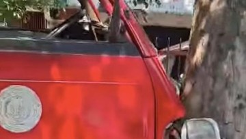 Angkot Hilang Kendali Tabrak Gerobak dan Motor di Tanjung Priok, Satu Tewas Satu Luka