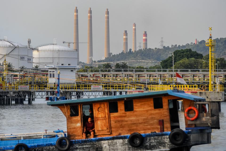 Dua Pembangkit Besar di Jawa Gangguan, PLN Terpaksa Lakukan Pemadaman Bergilir