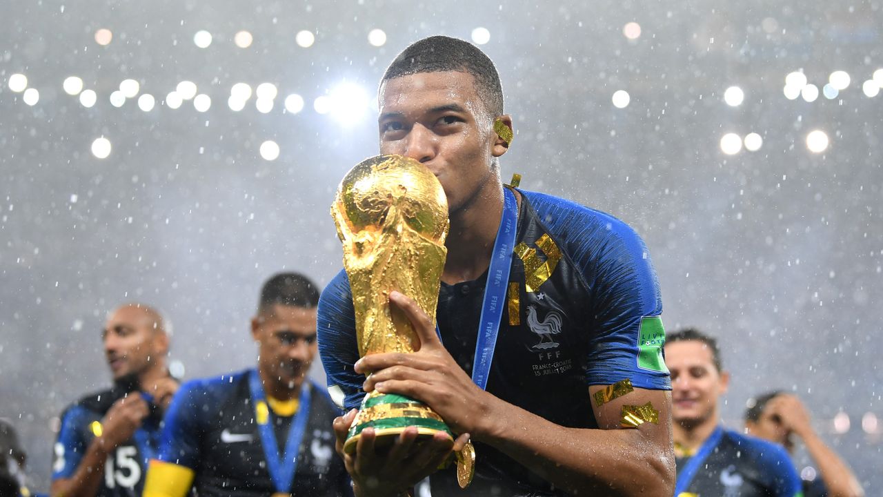 Olivier Giroud Bongkar Kesan Pertama Kylian Mbappe di Timnas Prancis: Langsung Terlihat Bakatnya sejak Turnamen Perdana