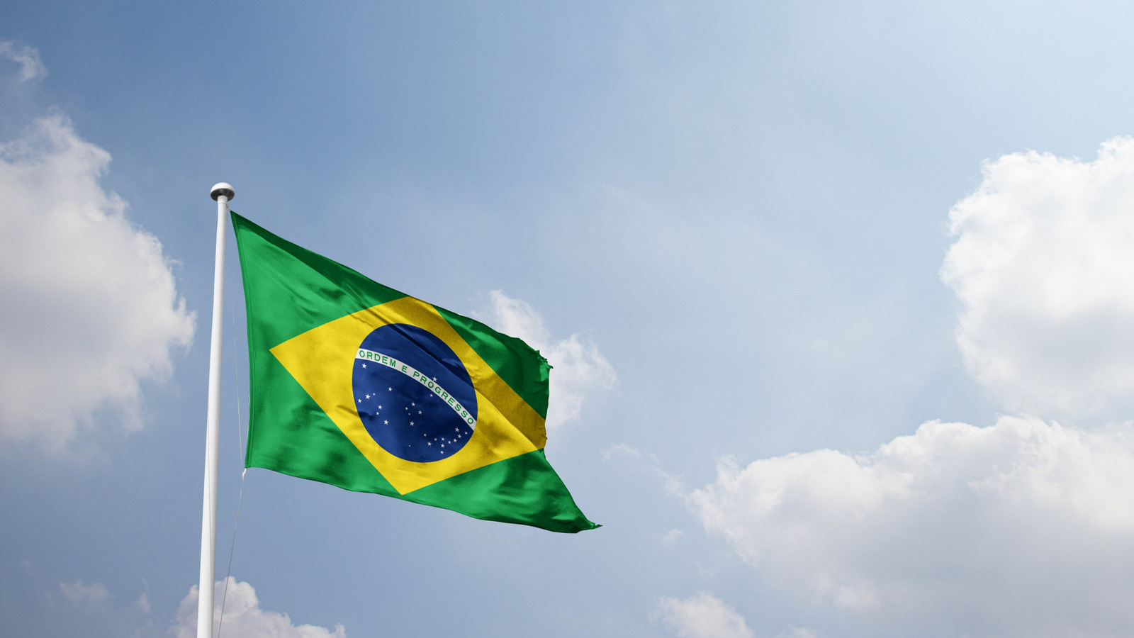 Apple Resmi Buka Akses Toko Aplikasi Pihak Ketiga di Brasil, Biaya Langganan Turun Jadi 5 Persen