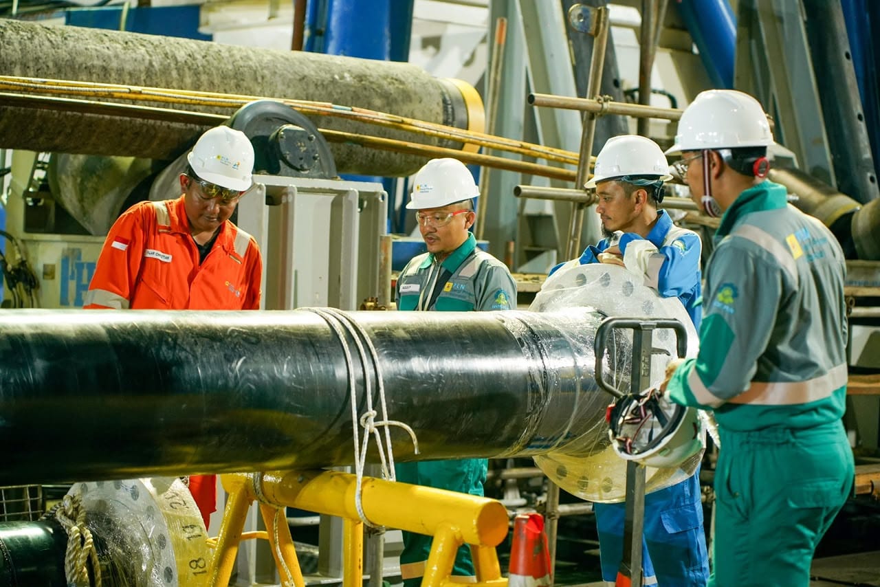 Gas Natuna untuk Dalam Negeri Terwujud, PLN EPI Rampungkan Sambungan Pipa Kritis di Laut 29 Meter