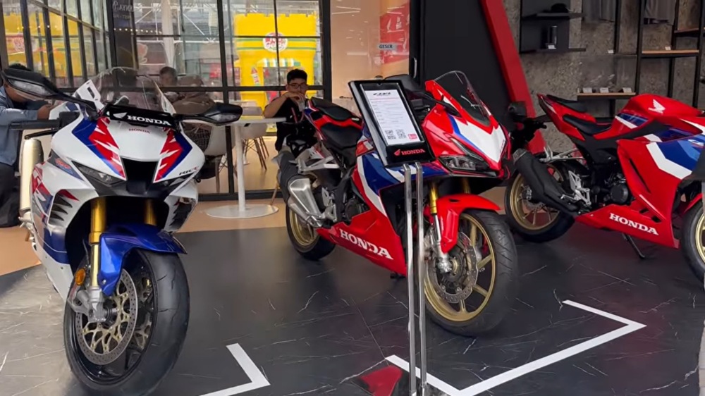 Honda BeAT hingga QJ Motor SRK800R Ramaikan Jakarta Fair 2026, Motor Listrik Makin Mendominasi
