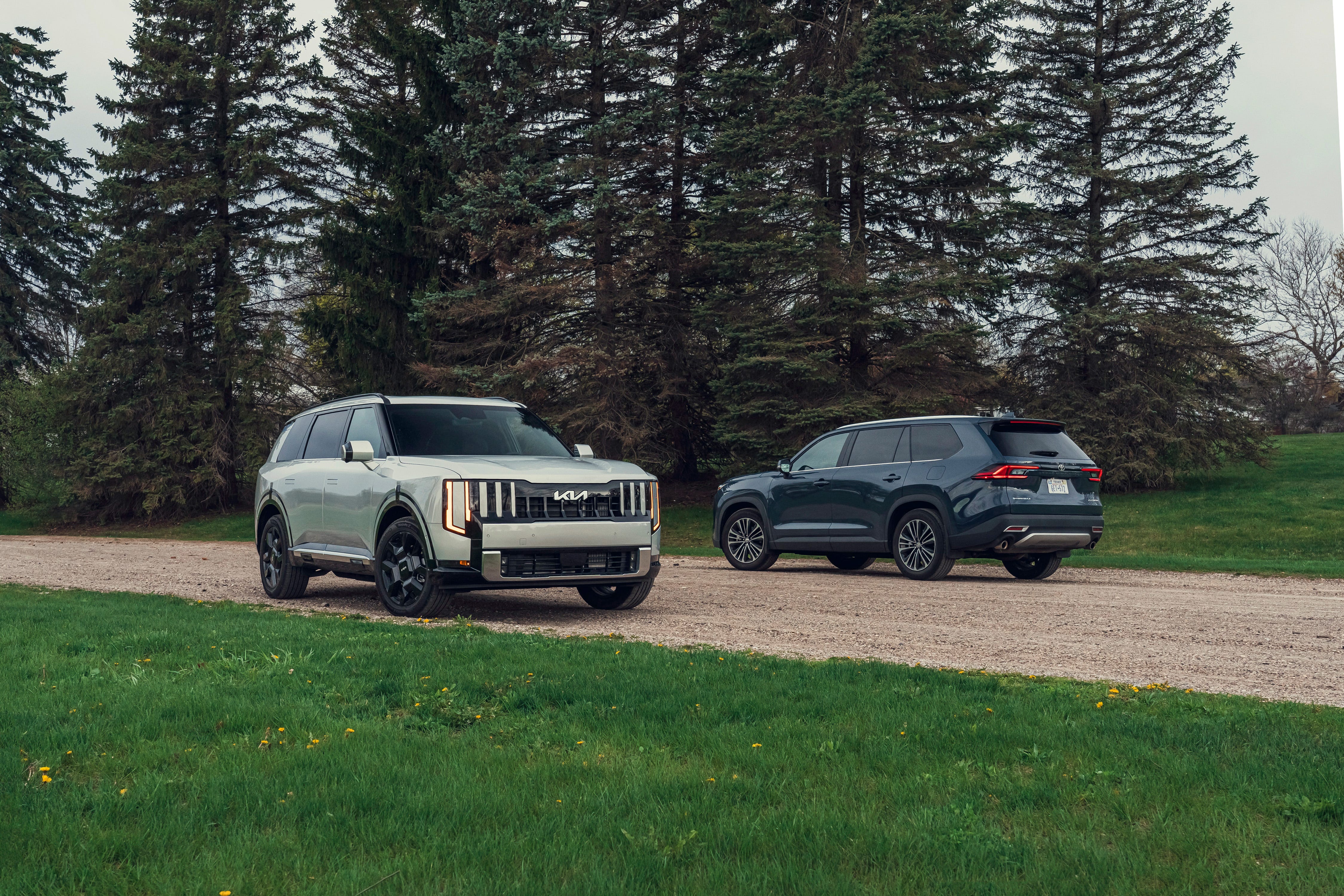 Toyota Grand Highlander Hybrid Max Lebih Kencang, Kia Telluride Hybrid Lebih Mewah: Perbandingan SUV 3-Baris Hybrid