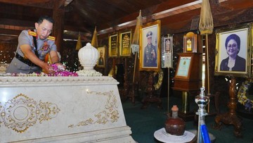 Kapolri Ziarah ke Makam Soeharto, Gali Nilai Kepemimpinan Jelang Hari Bhayangkara