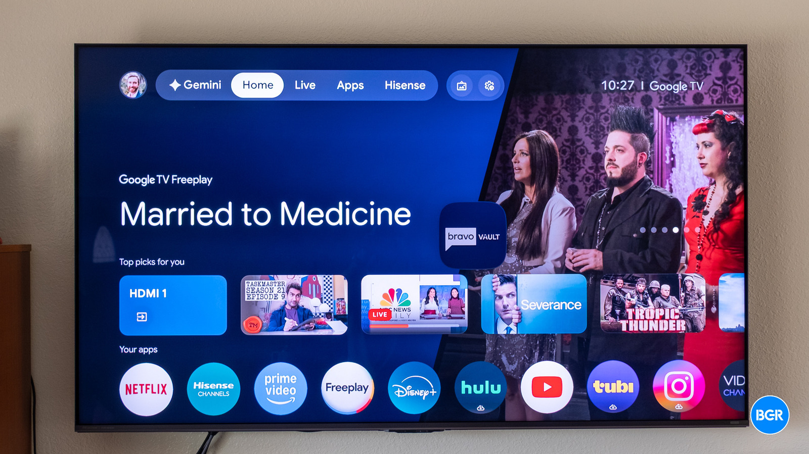 Hisense UR8 MiniLED RGB, TV Mid-Range yang Klaim Lebih Terang dari OLED