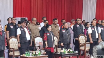 Megawati dan Pramono Anung Hadiri Bung Karno Festival, Ribuan Warga Padati Taman Proklamasi