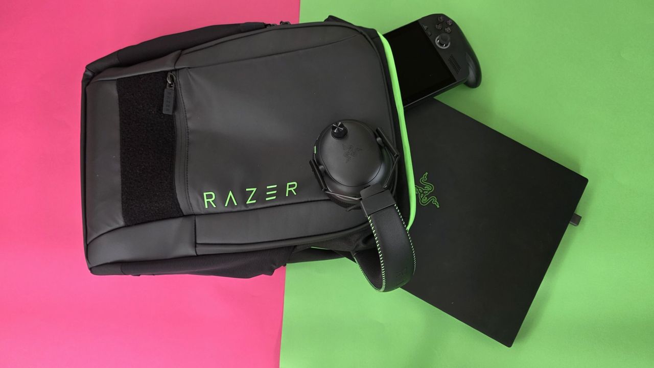 Razer Rogue V4 Resmi Dirilis: Ransel Premium Rp1,7 Jutaan yang Meninggalkan Estetika Gamer Demi Fungsionalitas
