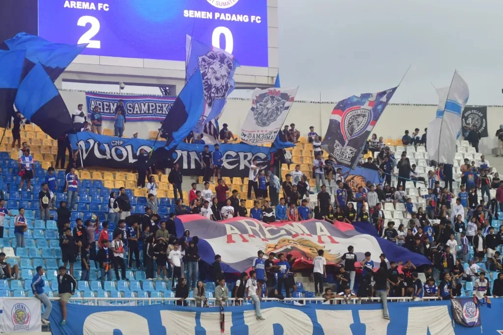 Manajemen Arema FC Kirim Tiga Pesan ke Presidium Aremania Terpilih: Persatuan, Bermartabat, dan Edukasi Generasi Muda