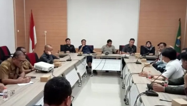Komisi III DPRD Lebak Kecewa UPTD Pendidikan dan Kepala SMA-SMK Absen di RDP SPMB, Akan Panggil Ulang