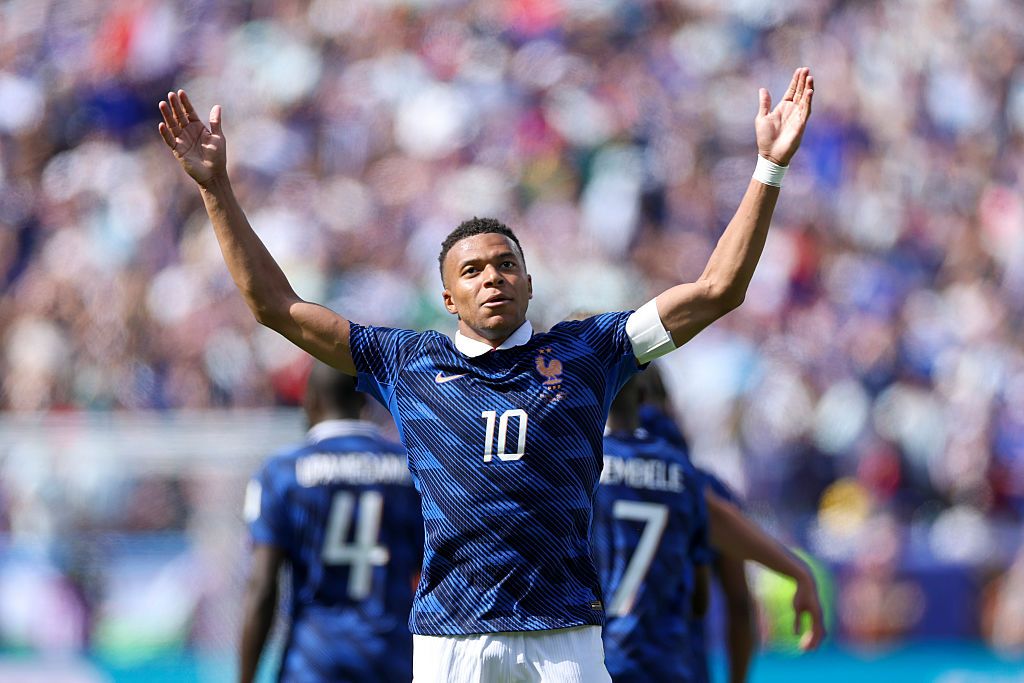 Kylian Mbappe Kini Torehkan 14 Gol Piala Dunia, Cuma Butuh 4 Lagi untuk Samai Rekor Lionel Messi
