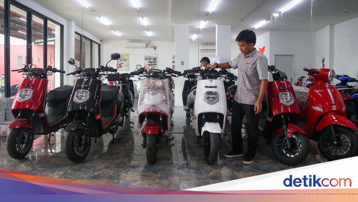 Insentif Motor Listrik Rp 5 Juta Ditunda Lagi, Penjualan Anjlok 28,6 Persen di 2025