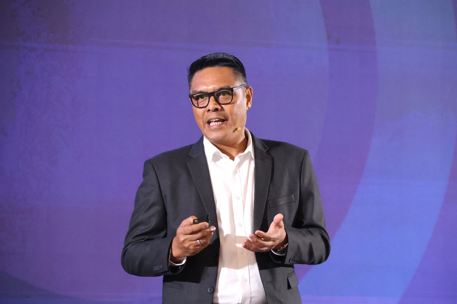 Siemens, PLN Enjiniring, Accenture, dan Telkomsel Teken MoU Percepat Digitalisasi Listrik RI