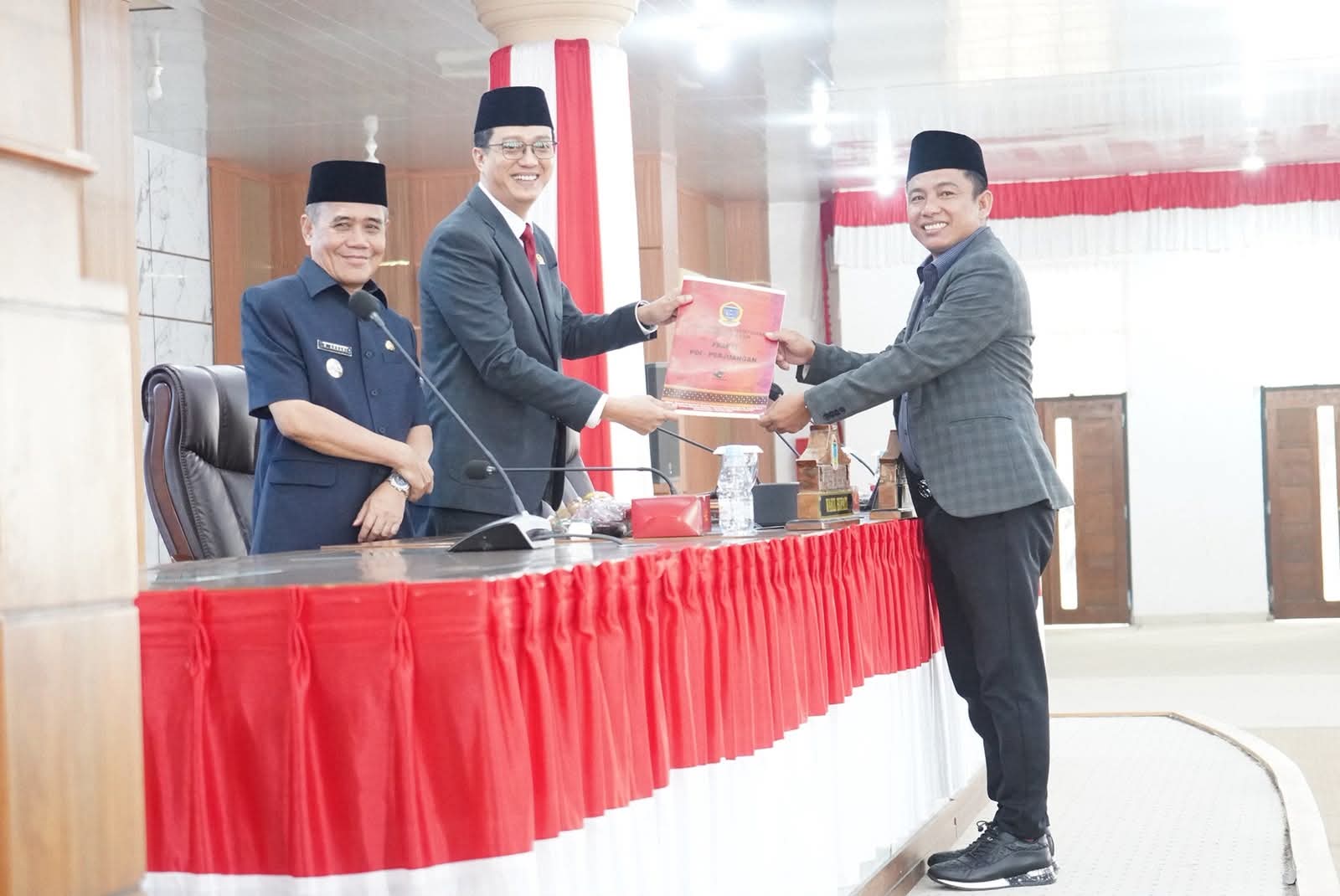 DPRD Ogan Ilir Gelar Paripurna ke-XXXII, Ini Pandangan Umum Fraksi soal Raperda Pertanggungjawaban APBD 2025