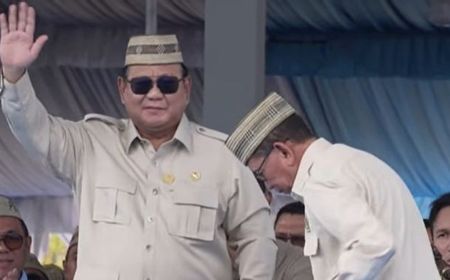 Presiden Prabowo Dianugerahi Lencana Emas Adhi Bhakti Tani Nelayan Maha Utama oleh KTNA di PENAS XVII Gorontalo