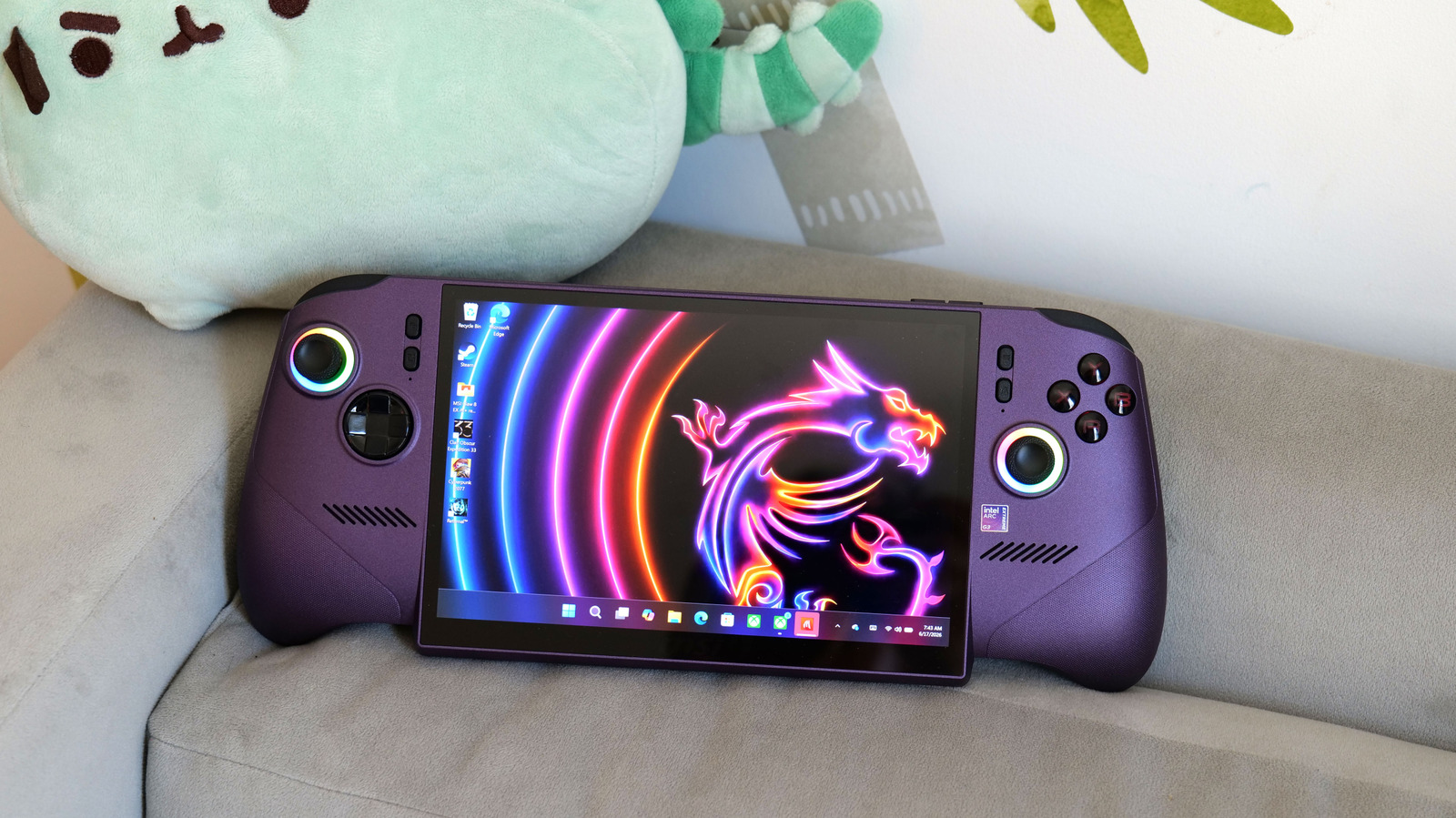 MSI Claw 8 EX AI+ Ditenagai Intel Arc G3 Extreme, Performa Gaming Handheld Melonjak 75 Persen