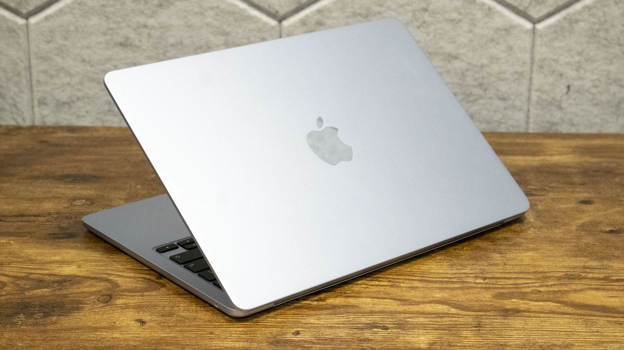 Harga MacBook Pro dan iPad Pro Naik Rp6-8 Juta Akibat Kenaikan Biaya Komponen Memori