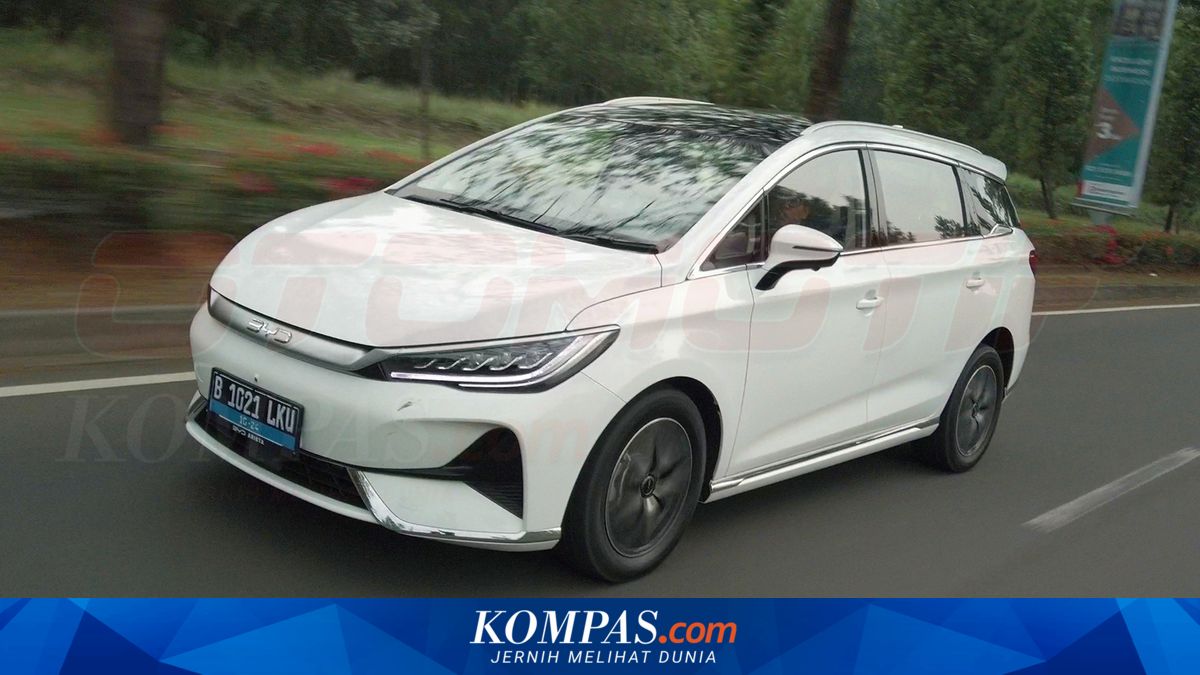 Dominasi BYD M6 di Segmen MPV Listrik Belum Terkejar, Wuling Cortez Darion EV Paling Agresif