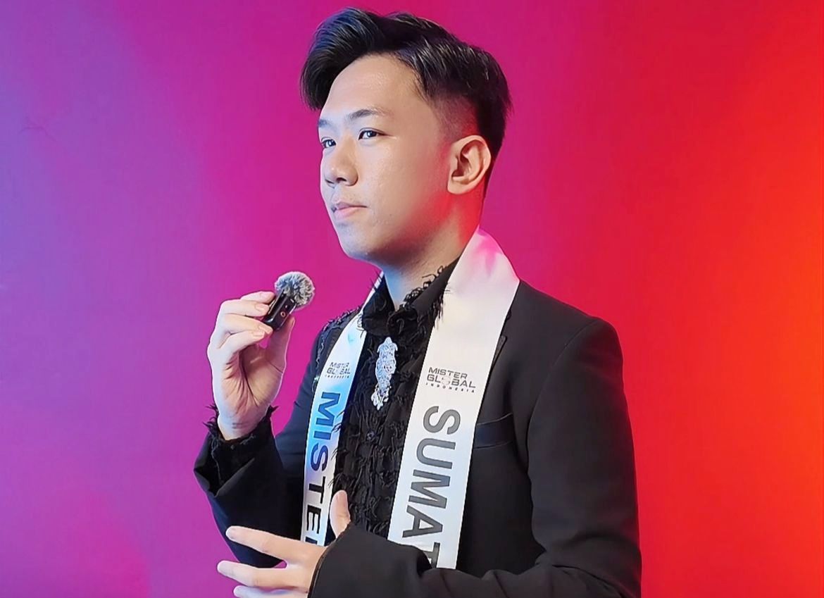 Titanicko Lim Bawa Wajah Baru Sumsel di Mister Global Indonesia 2026, Advokat Cum Laude Andalkan Intelegensi dan Karakter