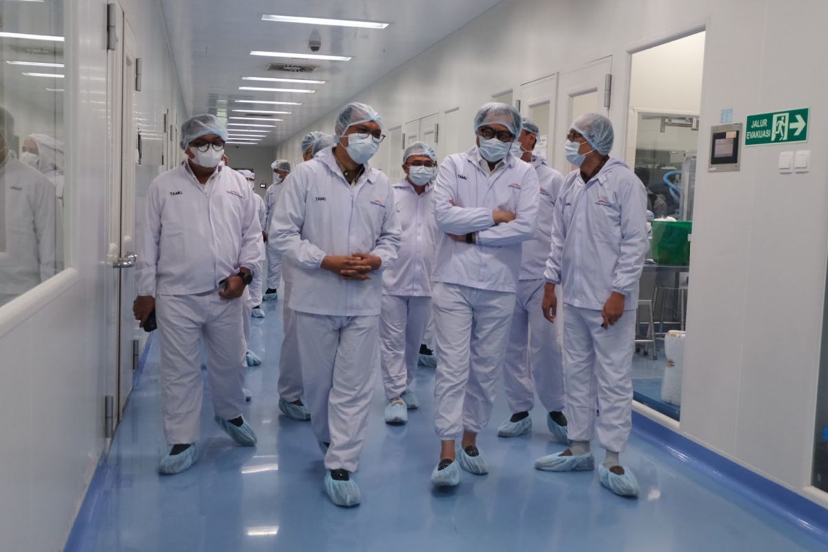 Kimia Farma Genjot Produksi Bahan Baku Obat Sendiri, Target Tekan Impor 95 Persen