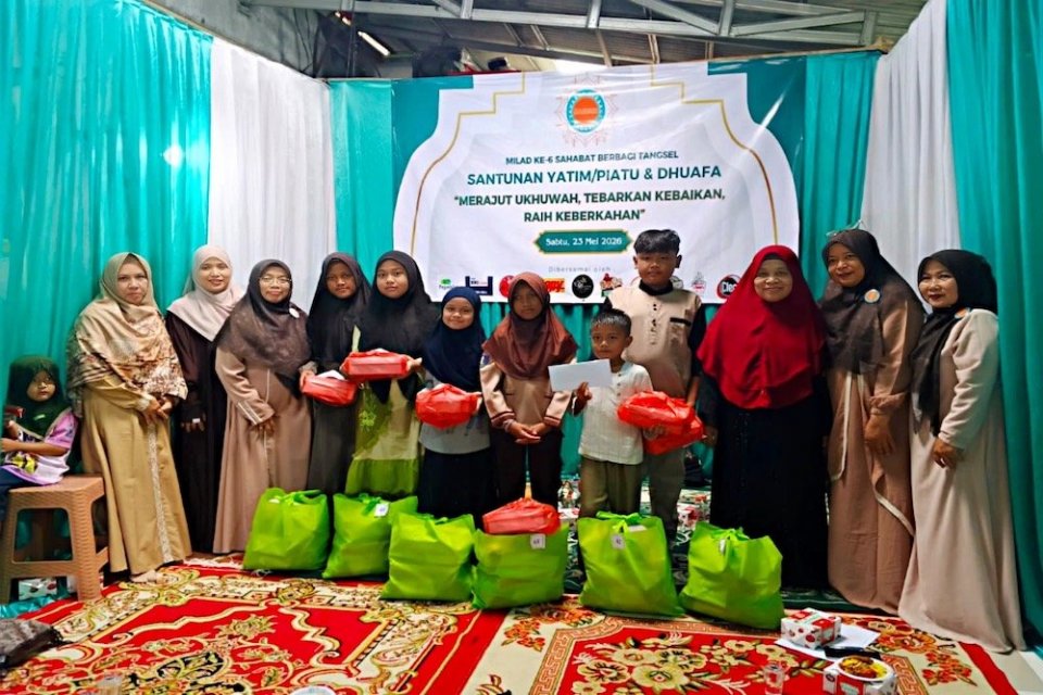 Salurkan Sembako ke Anak Yatim, Pegadaian Syariah Pondok Aren Gandeng Komunitas Lokal